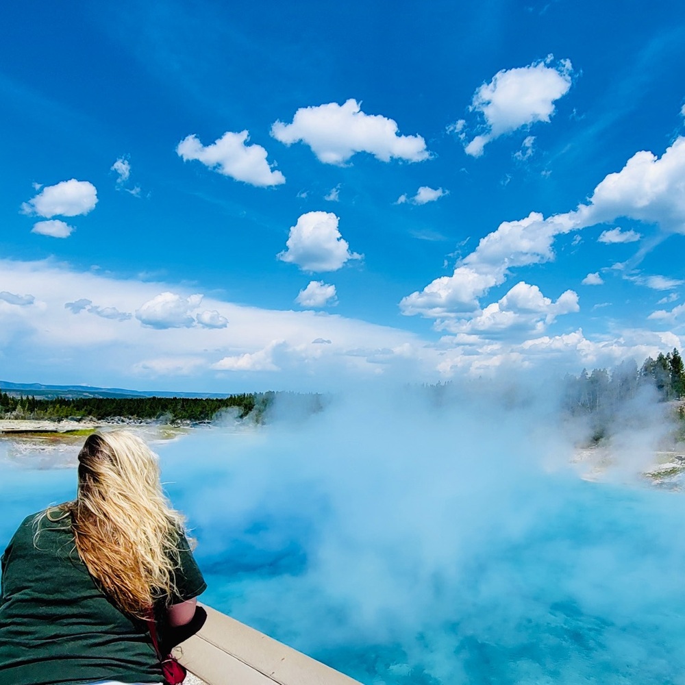 Meet your Posher, Caitlyn